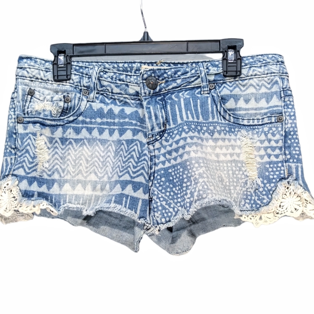 Rue21 Aztec Faded Distressed Denim Lace Cut Off Jean Booty Shorts Size 7 / 8